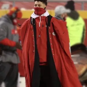 nfl-chiefs-patrick-mahomes-red-coat.webp