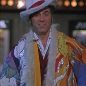 seinfeld-cosmo-kramer-wool-coat.webp