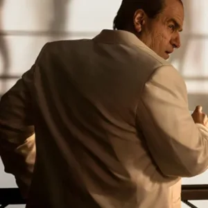 the-penguin-2024-colin-farrell-blazer.webp